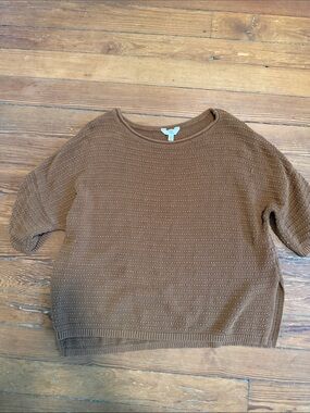 Time and Tru Brown Textured Crewneck Sweater